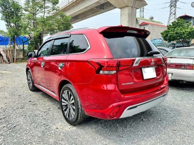 Mitsubishi Outlander 2024 vừa lướt 10.000 km đã vội lên sàn xe cũ 534434