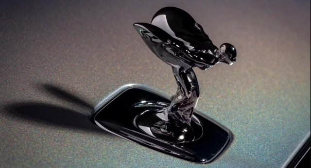 Siêu phẩm Rolls-Royce Spectre Lunaflair: Mẫu xe độc nhất lấy cảm hứng từ hào quang mặt trăng 535860