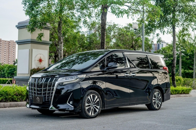 Toyota Alphard 2025 tăng giá bán nhưng trang bị vẫn giữ nguyên 579264