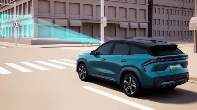 Geely ra mắt Galaxy L7 EM-i PHEV: Phạm vi hoạt động hơn 1.200km, giá quy đổi chỉ hơn 400 triệu đồng 593854