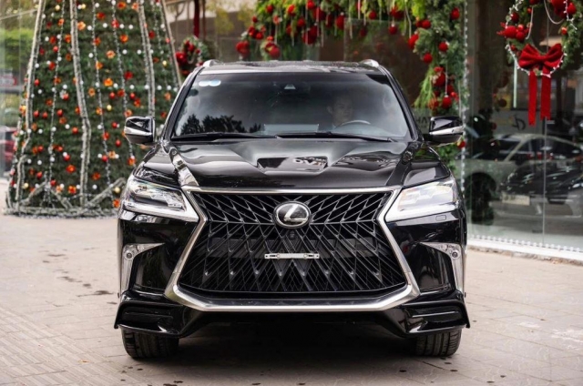 Lexus LX 570 MBS 2019 khấu hao ít ỏi sau hơn 6 năm lăn bánh 595048