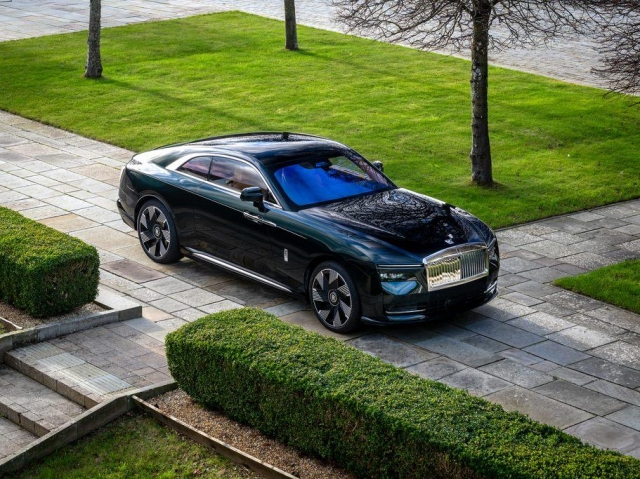 Rolls-Royce Spectre Soulmate – Biểu tượng tình yêu và đẳng cấp siêu sang 597534