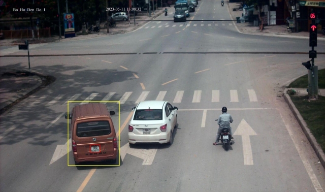 Hà Nội gia tăng phương tiện vi phạm