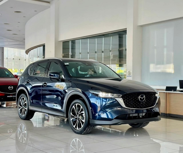 Mazda CX-5 tăng giá vẫn giữ vững vị thế, thêm thách thức từ