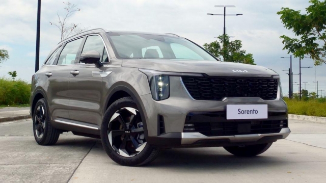 Kia Sorento 2025 rục rịch ra mắt bản nâng cấp, thêm trang bị mới cạnh tranh Santa Fe 607553