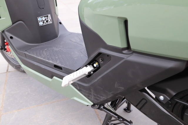 Honda ICON e: Cú hích đầu tiên trong hành trình điện hóa nhưng còn nhiều “điểm” cần khắc phục 617468