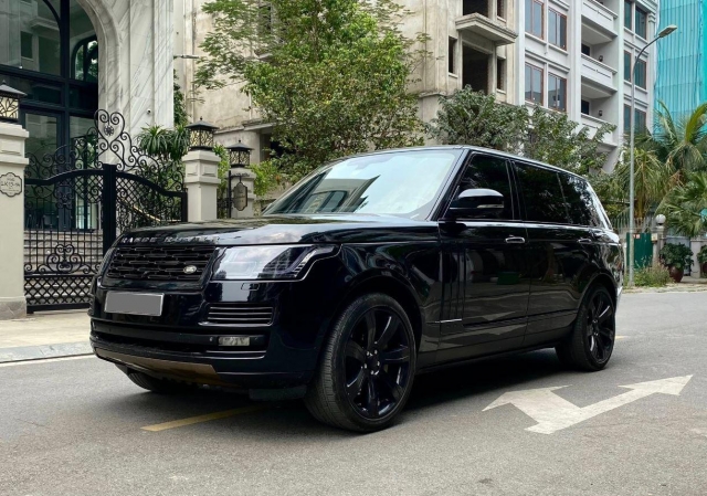 Range Rover Autobiography LWB đời 2014: SUV hạng sang hơn 3 tỷ nhưng tiện nghi không kém Maybach 622792