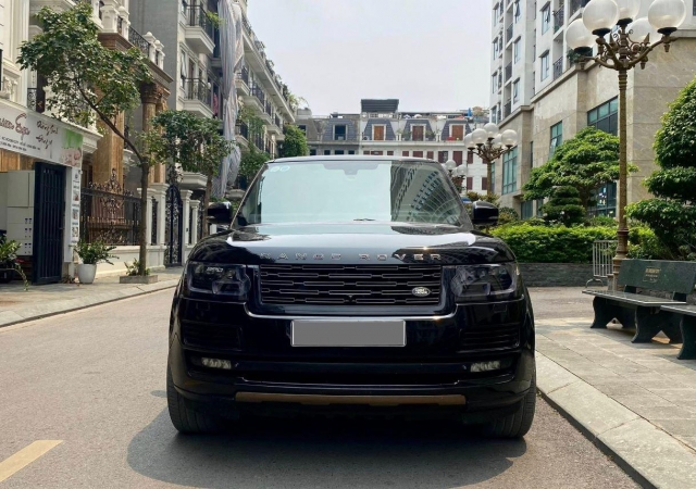 Range Rover Autobiography LWB đời 2014: SUV hạng sang hơn 3 tỷ nhưng tiện nghi không kém Maybach 622800