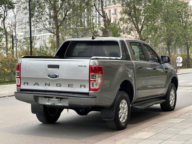 Gần 10 năm tuổi, Ford Ranger XLS 2017 vẫn giữ sức hút 623380