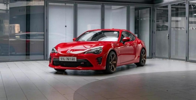 Toyota GR86 số sàn được Cường
