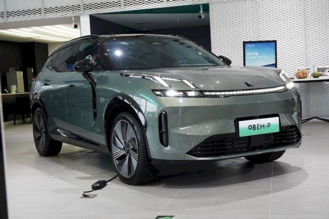 Lynk & Co 08 bắt đầu nhận cọc: SUV Trung giá ngang Palisade, chạy không cần xăng tới 200 km 630955