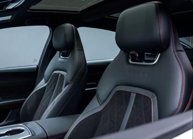 Cận cảnh Mazda EZ-6 Sports Edition: Biến thể thể thao mới dành cho thế hệ trẻ yêu công nghệ 636025