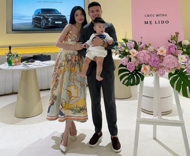 Chiếc Land Rover mà vợ chồng Quang Hải vừa sở hữu có gì đặc biệt? 636399