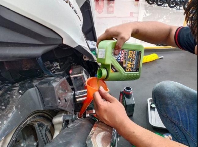 Xe máy điện cho tài xế công nghệ: Tiết kiệm chi phí, nhưng có “gỡ vốn” được không? 638363