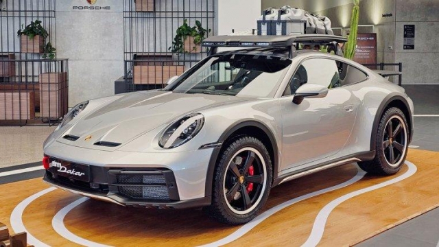 Porsche 911 Dakar của doanh nhân Hải Phòng