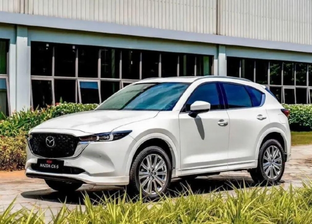 So kè SUV trong tầm giá 700 triệu đồng: Chọn công nghệ cao hay không gian rộng? 644662