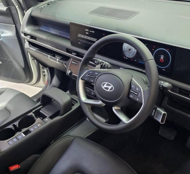Hyundai Stargazer 2025 ra mắt tại Indonesia: Thiết kế mới, thêm tiện nghi, giá quy đổi chỉ từ 433 triệu đồng 670707
