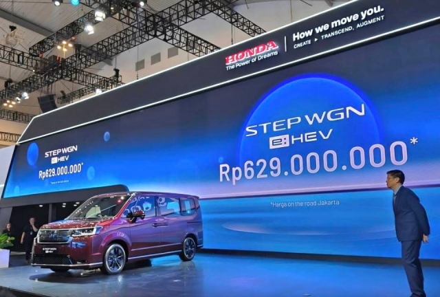 Honda StepWGN Spada e:HEV ra mắt: MPV 7 chỗ hybrid, nhập khẩu Nhật Bản, giá quy đổi khoảng 1 tỷ đồng 671248