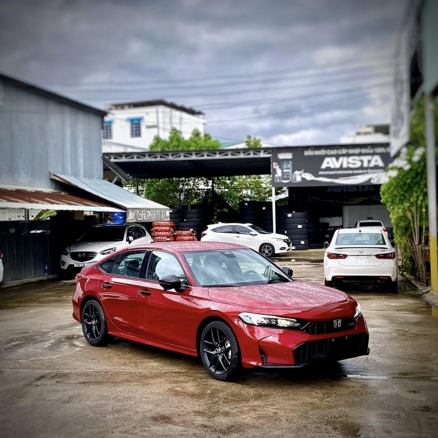 Sedan hạng C hụt hơi tại Việt Nam, “đuối sức” trước xu hướng xe gầm cao 676301