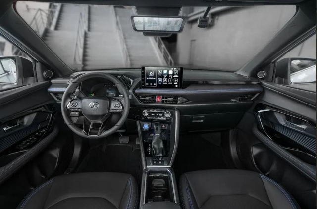 Toyota Yaris Cross SE HEV ra mắt tại Philippines: Đậm chất thể thao, công nghệ cao, giá quy đổi từ 770 triệu đồng 678485