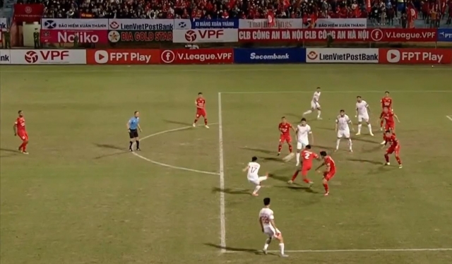 Trực tiếp CAHN 0-1 Viettel: Bùi Tiến Dũng ghi bàn 248683