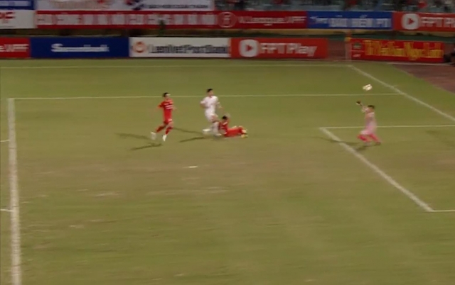 Trực tiếp CAHN 0-1 Viettel: Bùi Tiến Dũng ghi bàn 248685