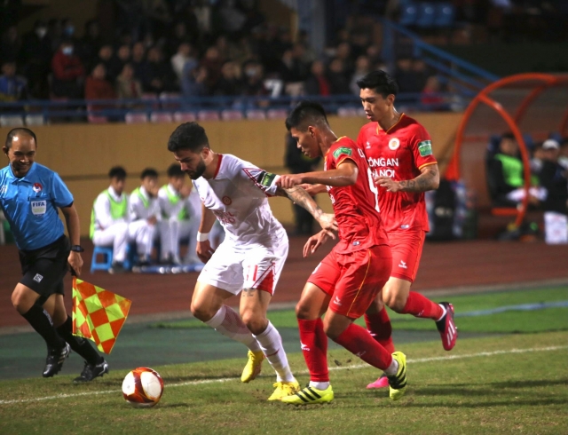 Trực tiếp CAHN 0-1 Viettel: Bùi Tiến Dũng ghi bàn 248688
