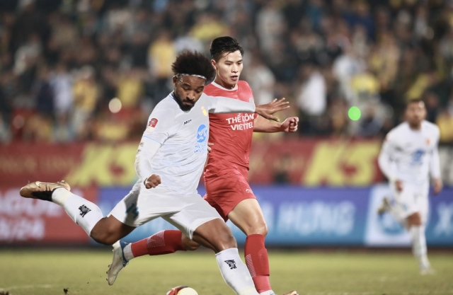 Trực tiếp Nam Định 2-0 Thể Công Viettel: Song sát Rafelson - Hendrio 380371