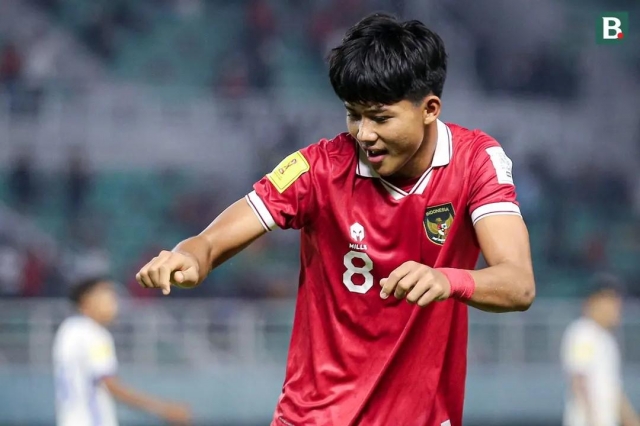 Ra sân cho Indonesia, Kaka chính thức phá kỷ lục của Ronaldo 567415