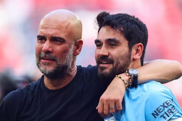 Pep Guardiola gây sốc khi chốt tương lai 1 trụ cột của Man City 599046