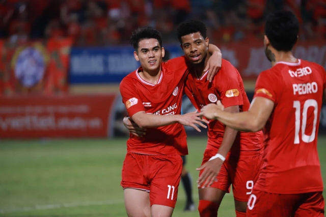 Trực tiếp Viettel 6-0 Đà Nẵng: Hủy diệt 629109