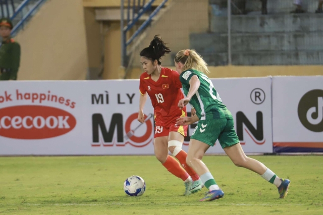 Trực tiếp ĐT nữ Việt Nam 0-1 Werder Bremen: Áp đảo 635785