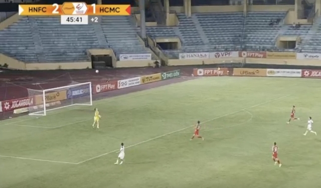 Trực tiếp Hà Nội 3-1 TP HCM: Văn Quyết tỏa sáng 636615