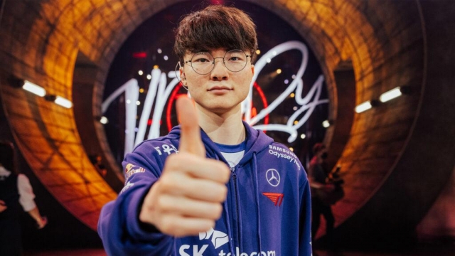 Faker đứng đầu trong lịch sử MSI nhưng lại chịu thua 2 huyền thoại LPL 654681