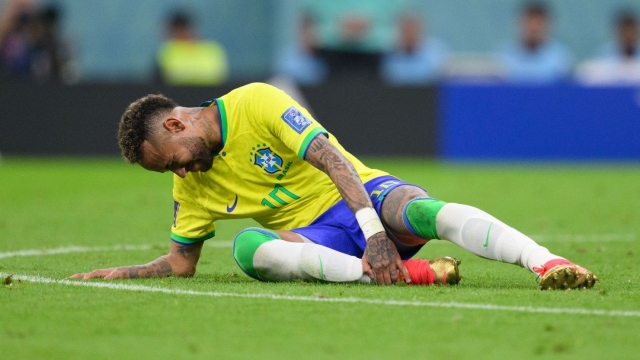 221125075457-01-neymar-injury-world-cup-1124-1711706717.jpg