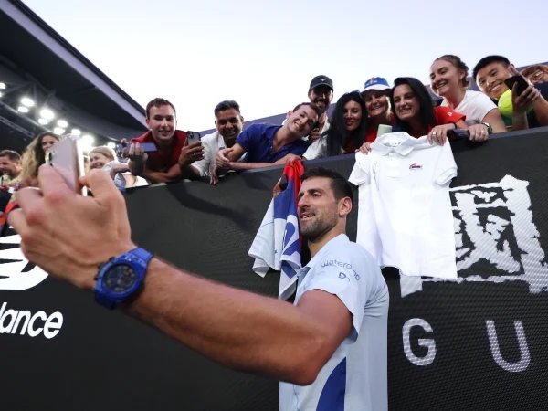 Djokovic cùng Seles đi vào lịch sử Australian Open với chiến thắng tại tứ kết. Ảnh: Australian Open.