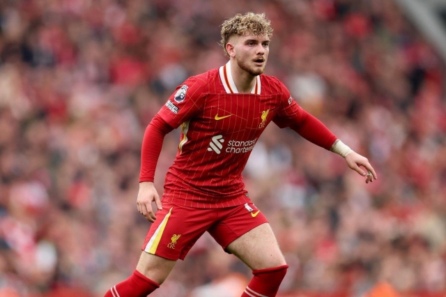 Elliott chơi không tệ, nhưng vẫn chưa đủ tốt để trở thành trụ cột tại Liverpool.