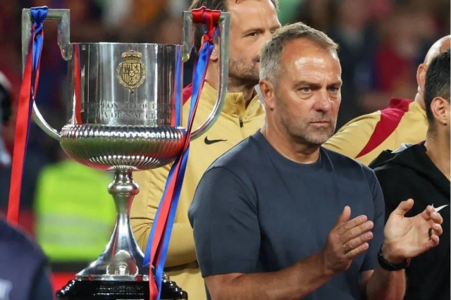 HLV người Đức đã giúp Barca giành cú ăn ba quốc nội mùa này.