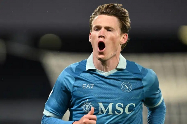 McTominay có mùa giải thành công ngoài mong đợi cùng Napoli.