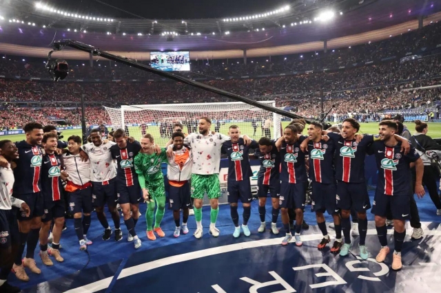 Marquinhos cùng các đồng đội đứng trước cơ hội làm nên lịch sử.