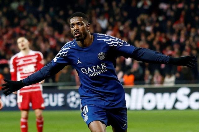 Dembele được vinh danh là Cầu thủ xuất sắc nhất mùa giải. Ảnh: Thethao247