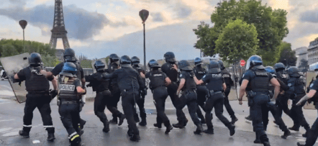 An ninh đã được siết chặt ở thủ đô Paris. Ảnh: X