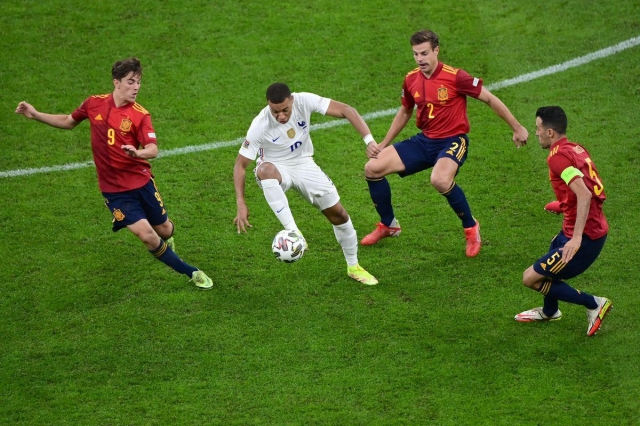 Kylian Mbappe được kỳ vọng mang tới sự khác biệt (Ảnh: UEFA)