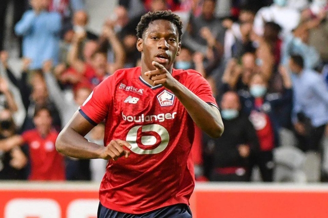 MU từ bỏ thương vụ Jonathan David (Ảnh: Ligue 1)