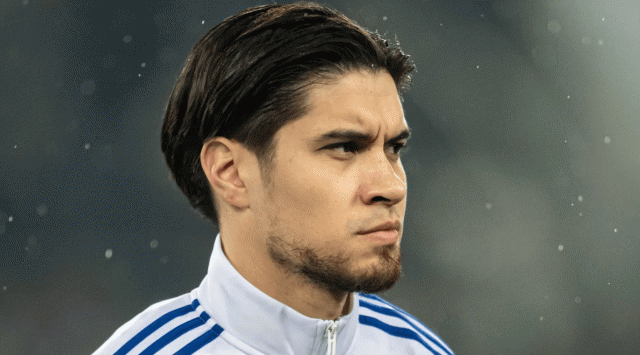 Kevin Diks được đánh giá cao về mặt kinh nghiệm thi đấu. Ảnh: FrontzoneSport