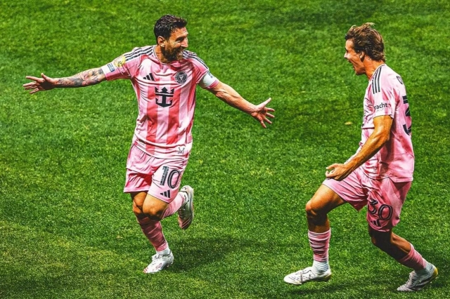 Messi vẽ nên chiến thắng lịch sử của Inter Miami (Ảnh: The NY Times)