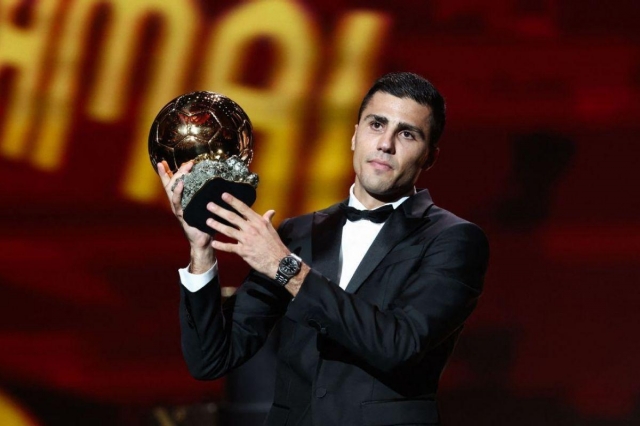 Rodri là chủ nhân danh hiệu Quả bóng vàng 2024 (Ảnh: ESPN).
