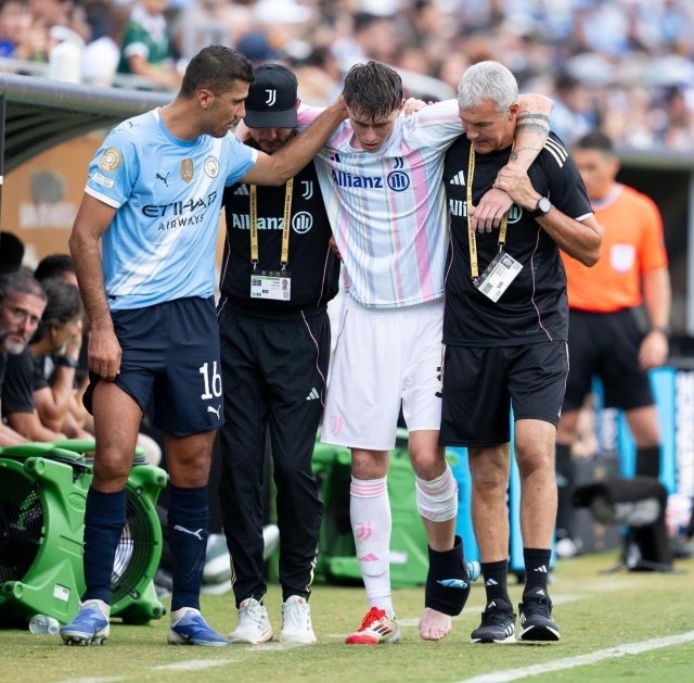 Savona gặp chấn thương trong trận đấu với Man City (nguồn ảnh: ForzaJuve)