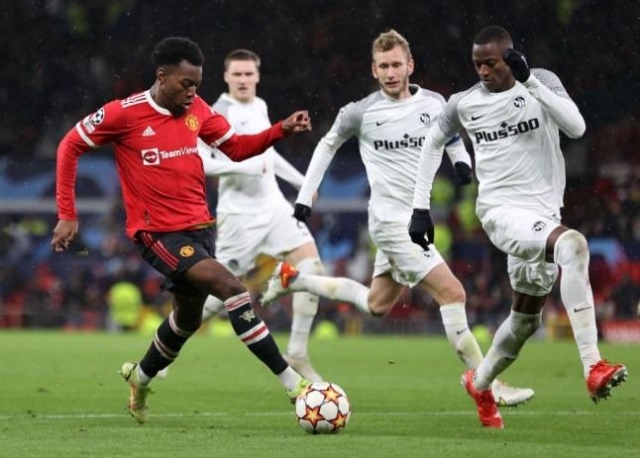 Mu cũng được hưởng lợi từ việc Forest bán Elanga cho Newcastle
