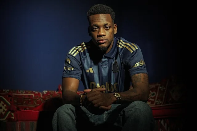 Duran ra mắt gã khổng lồ của bóng đá Thổ Nhĩ Kỳ (Ảnh: YahooSport)